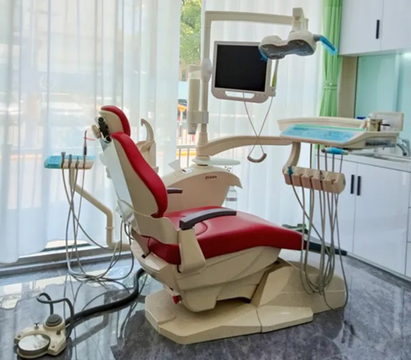 上海尔根口腔门诊部在种植牙技术