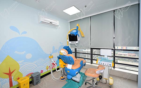 深圳牙力仕口腔诊所儿童诊室