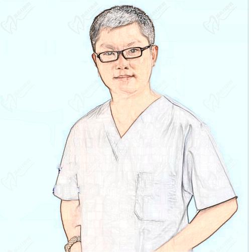 阚兴伟——重庆永川德贝口腔人民南路诊所种植医生