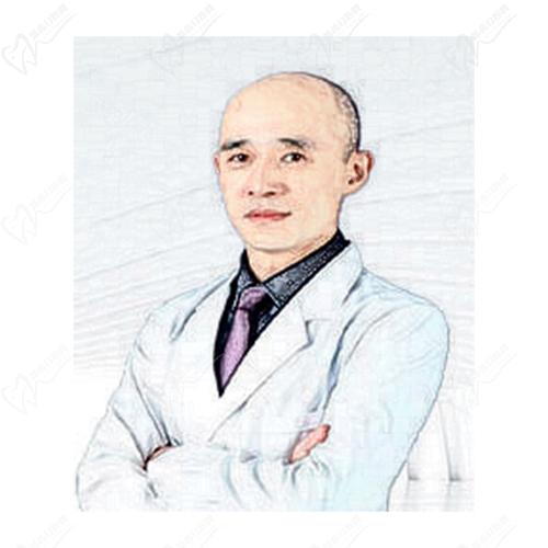 苏景峰朗朗口腔医疗集团种植技术总监